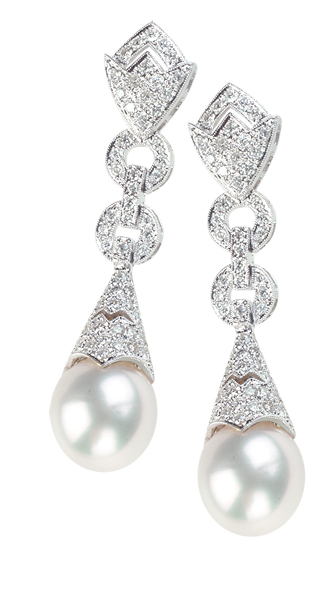 White South Sea Pearl and Diamond Earring