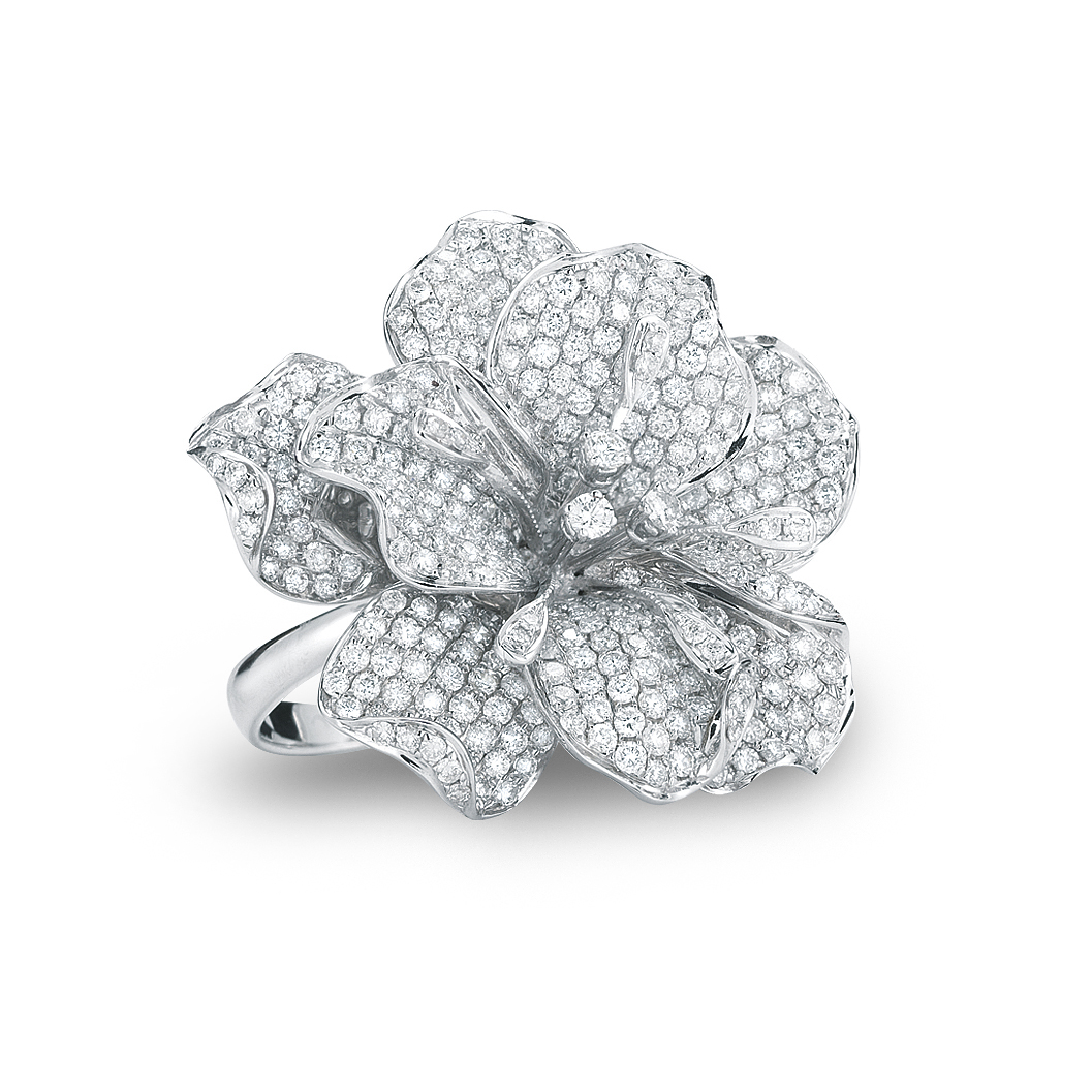 18K White Gold Diamond Flower Ring 18K White Gold Diamond Flower Ring