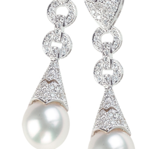 White South Sea Pearl and Diamond Earring